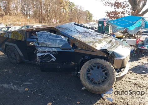 2024 Tesla Cybertruck Cyberbeast z USA, uszkodzony, nr VIN 07G2CEHEE5RA03456